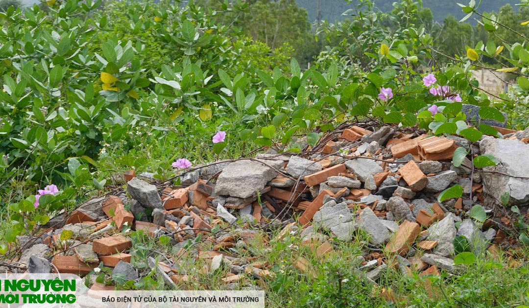 Phú Yên: Xử lý hành vi đổ chất thải rắn xây dựng không đúng nơi quy định.