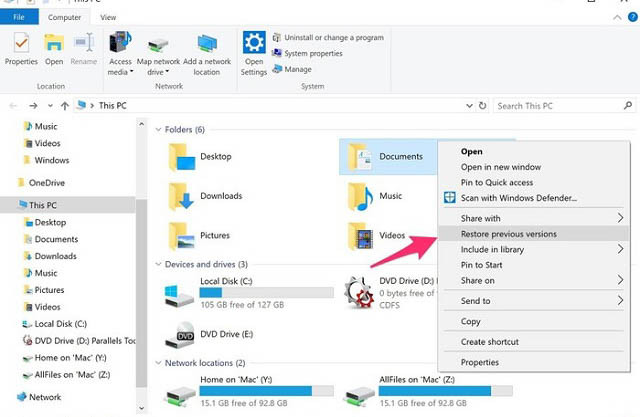 Bấm chuột phải chọn Restore Previous Versions
