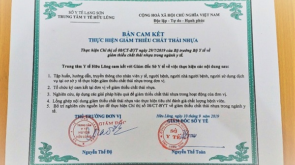 Bản cam kết giảm thiểu rác thải nhựa của các đơn vị y tế, thể hiện quyết tâm thực hiện giải pháp chống ô nhiễm nhựa