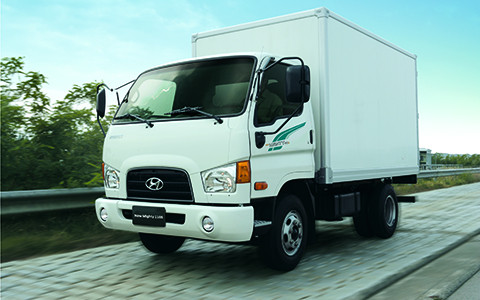 Bánh xe sau và hệ thống treo của xe ép rác