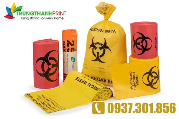 Các mẫu bịch đựng rác y tế với màu sắc và ký hiệu chuyên biệt để phân loại rác thải nguy hại