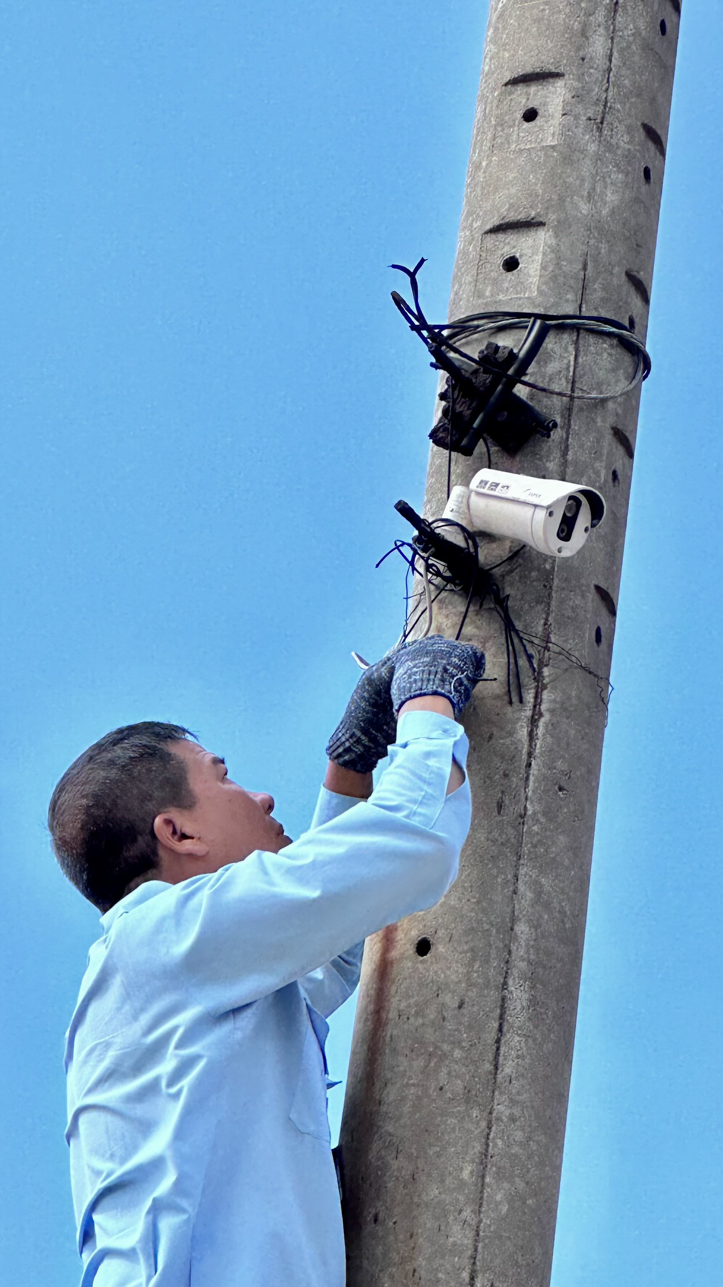 Camera an ninh giám sát, công cụ hữu hiệu để thực thi lệnh cấm đổ rác và xử lý vi phạm môi trường