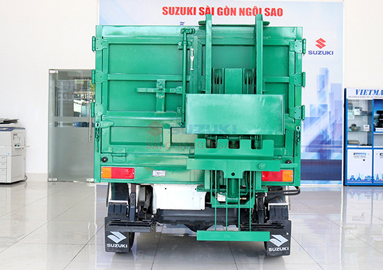 Cận cảnh động cơ và cabin xe rác chuyên dụng, đảm bảo hoạt động mạnh mẽ