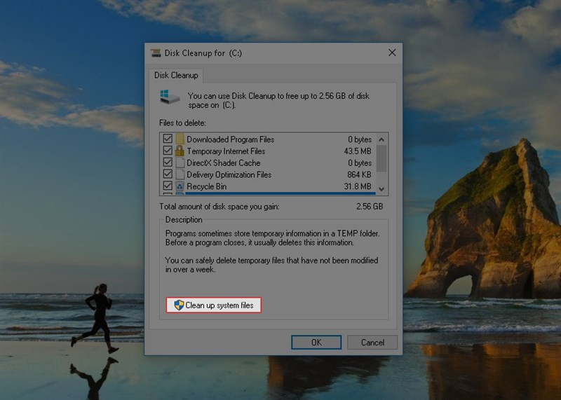Chọn Clean up system files để dọn dẹp các tệp tin hệ thống ẩn