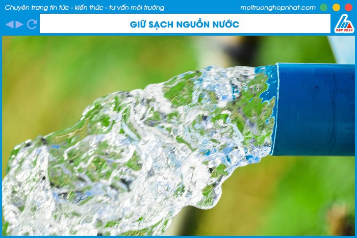 Giảm rác thải nhựa để giữ sạch nguồn nước là một trong những cách bảo vệ môi trường nước thiết yếu