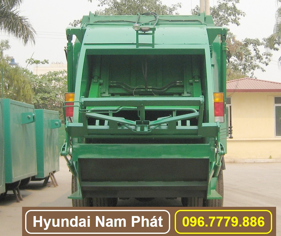 Hệ thống thùng chứa rác và cơ chế ép nén của xe Hyundai HD260