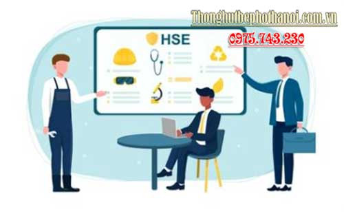 Học sinh trình bày về giải pháp môi trường, minh họa kỹ năng truyền thông cho những việc làm bảo vệ môi trường của học sinh