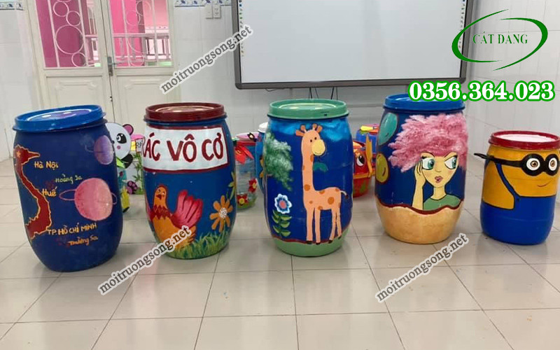 Hướng dẫn các bước trang trí thùng rác tái chế đơn giản tại nhà