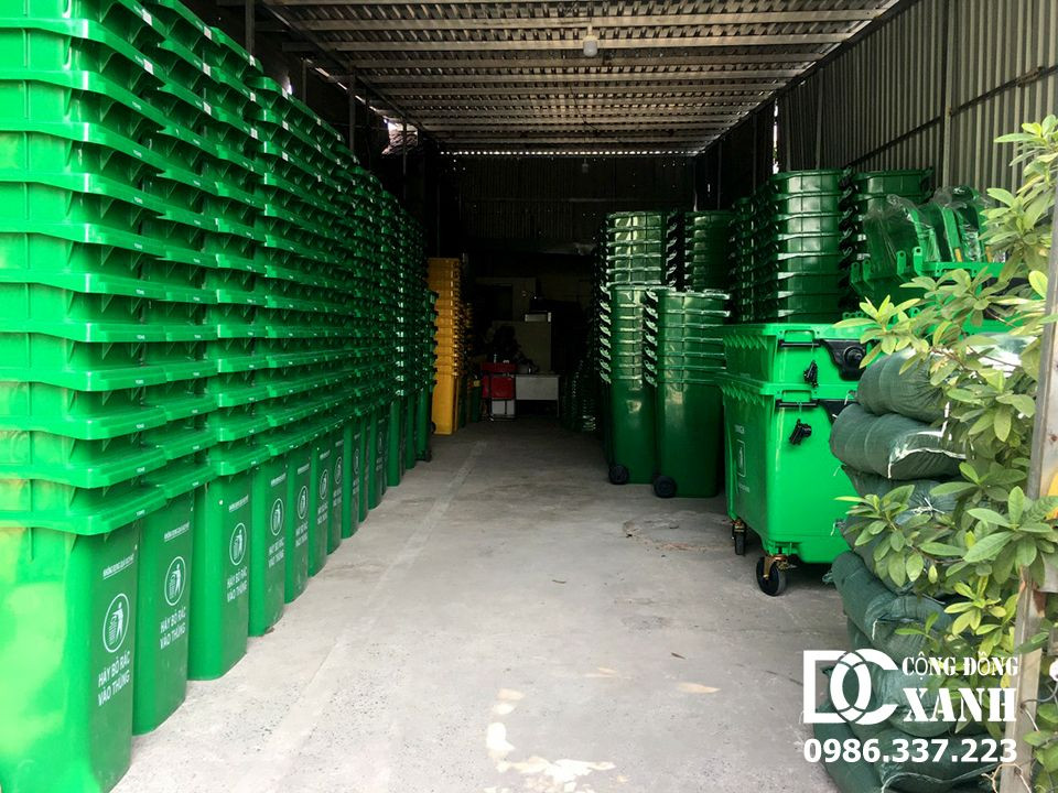 Kho hàng thùng rác nhựa 60l và các loại thùng rác khác luôn sẵn sàng phục vụ