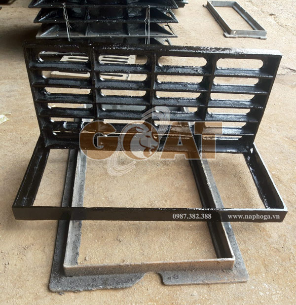 Khung song chắn rác gang có bản lề GOAT