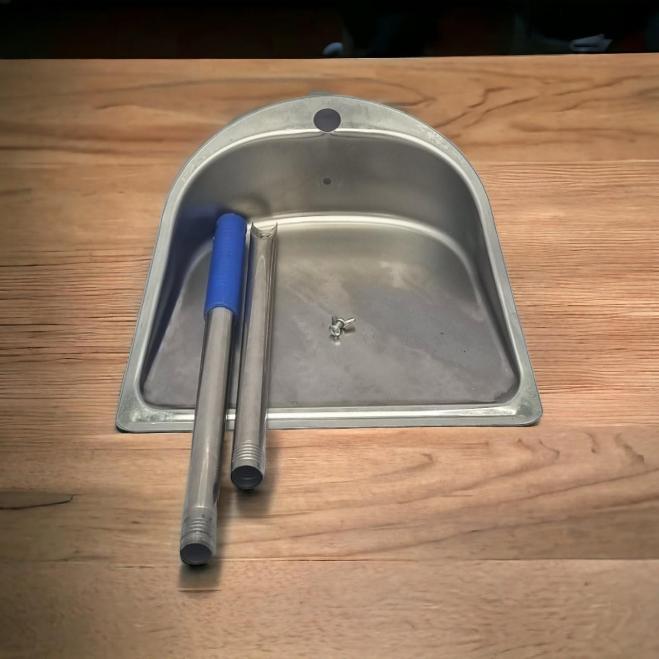 Ky hốt rác inox thiết kế chuyên nghiệp