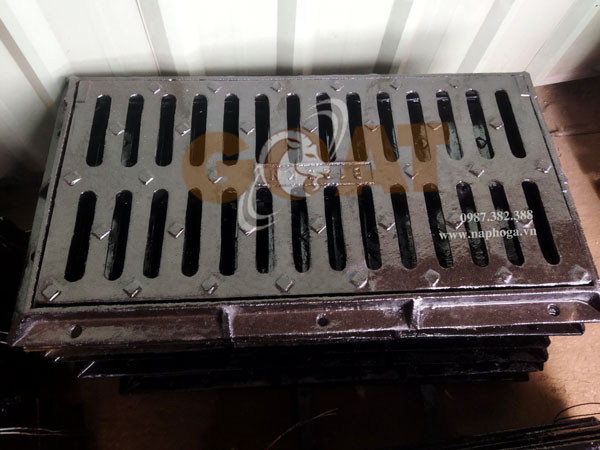 Lô hàng song chắn rác 960x530 gang GOAT thực tế