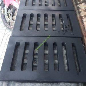 Lưới chắn rác bằng gang loại nhỏ ngăn nước hiệu quả