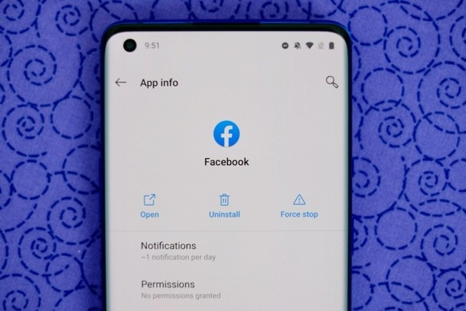Màn hình thông tin ứng dụng với tùy chọn gỡ cài đặt ứng dụng rác trên Android