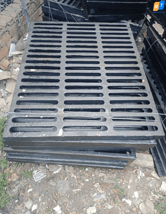 Mẫu lưới chắn rác bằng thép