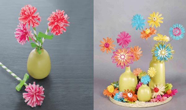 Những bông hoa trang trí xinh xắn được làm từ ống hút nhựa, thể hiện tính ứng dụng cao của vật liệu nhựa tái chế được trong thủ công