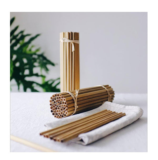 Ống hút tre mộc mạc, bền chắc, là lựa chọn tự nhiên cho người tiêu dùng xanh.