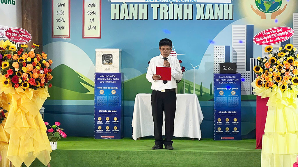 Ông Vũ Văn Mạnh, chủ nhiệm CLB Hành Trình Xanh – một chiến binh xanh tiên phong bảo vệ môi trường