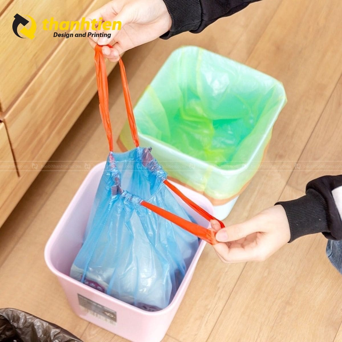 Quy trình sản xuất túi đựng rác có dây rút với độ dày tiêu chuẩn