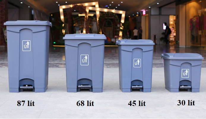 Thùng rác 30l nhựa đạp chân màu ghi xám, thiết kế hiện đại phù hợp mọi không gian