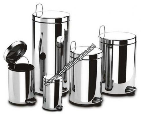 Thùng rác inox đạp chân 30 lít cao cấp với thiết kế sang trọng và bền bỉ, phù hợp cho mọi không gian sống và làm việc hiện đại
