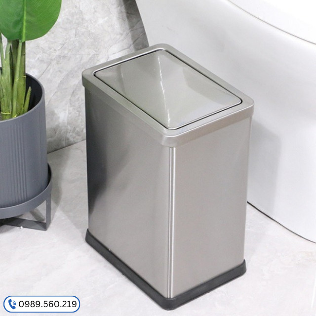 Thùng rác inox nắp lật hình vuông, thiết kế độc đáo, phù hợp với không gian hiện đại