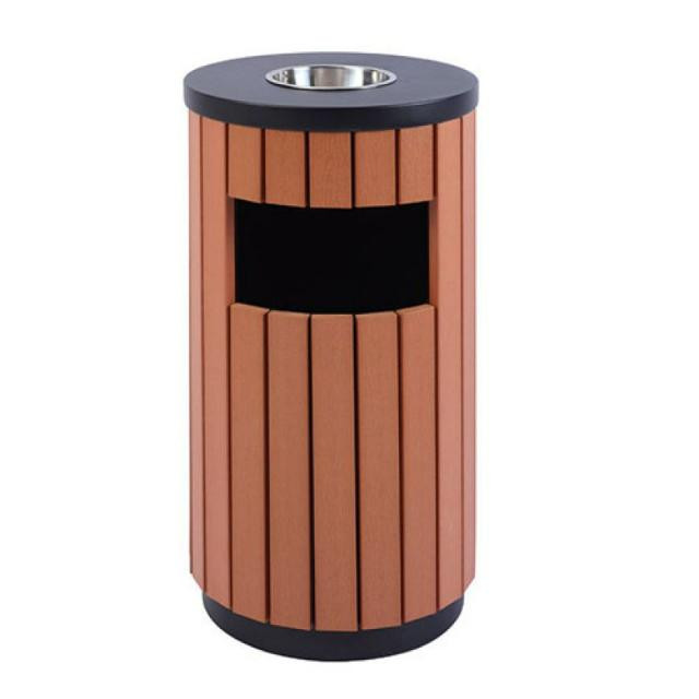 Thùng rác inox ngoài trời góp phần quan trọng bảo vệ môi trường xanh sạch đẹp.