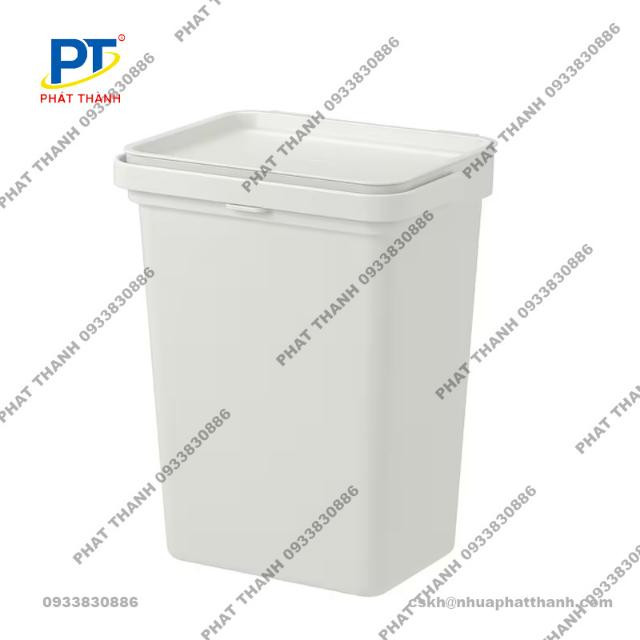 Thùng rác nhựa nhỏ thông minh màu trắng với nắp đậy kín, dung tích 5 lít, phù hợp cho không gian hiện đại.