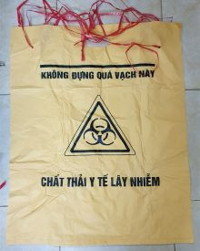 Túi đựng rác y tế có dây rút tăng cường an toàn khi thu gom chất thải
