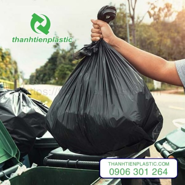 Túi rác công nghiệp làm từ nhựa tái sinh góp phần bảo vệ môi trường