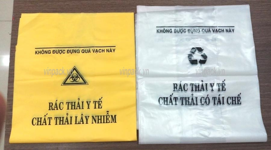 Túi rác y tế được in bằng phương pháp in lụa