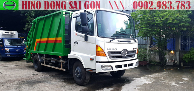 Xe ép rác Hino vận chuyển chất thải