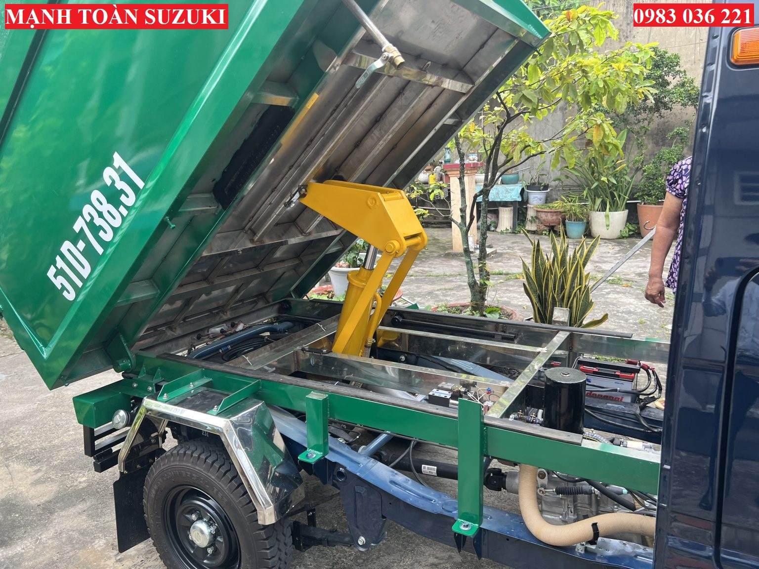 Xe tải Suzuki chở rác nhỏ gọn, hiệu quả cho mọi tuyến đường